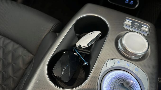 2023 Genesis Gv60