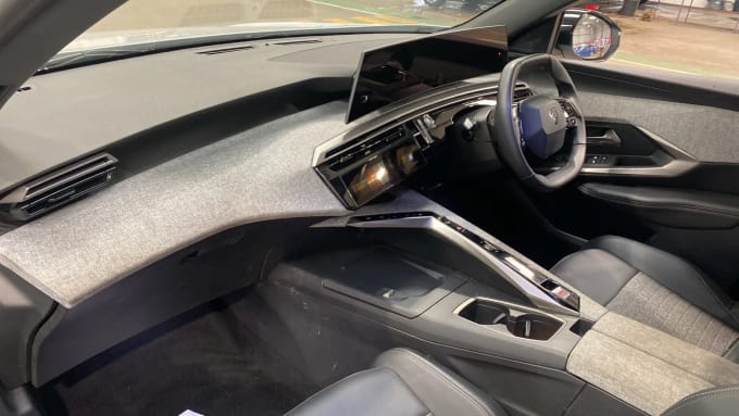 2025 Peugeot 3008