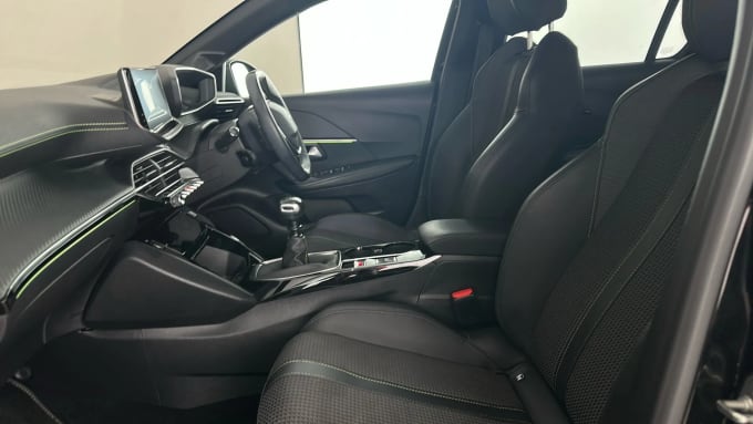 2022 Peugeot 208