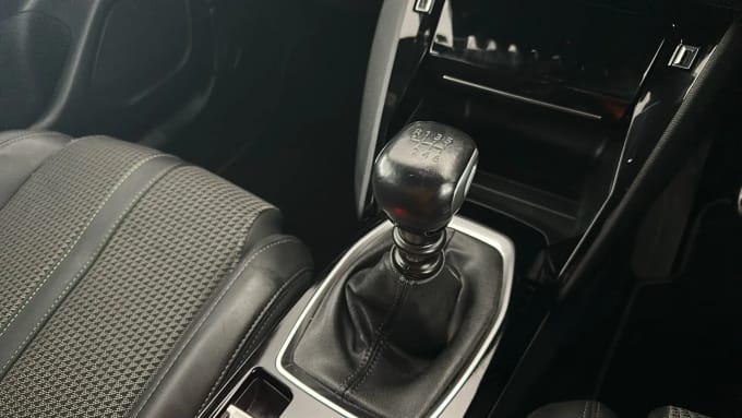 2023 Peugeot 2008
