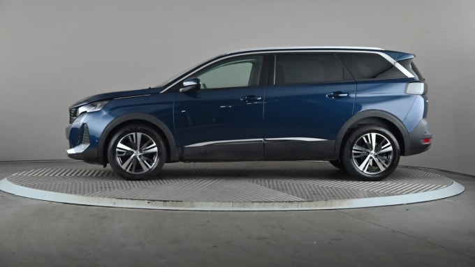 2021 Peugeot 5008