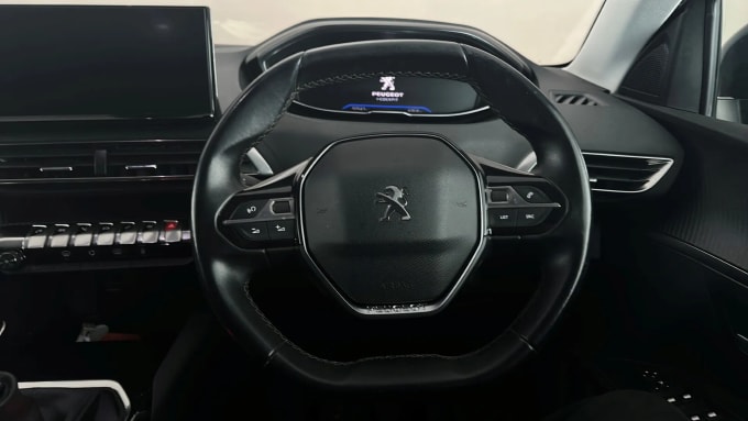 2021 Peugeot 5008