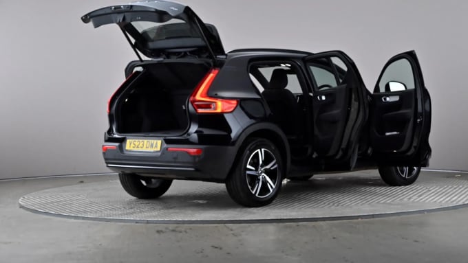 2023 Volvo Xc40