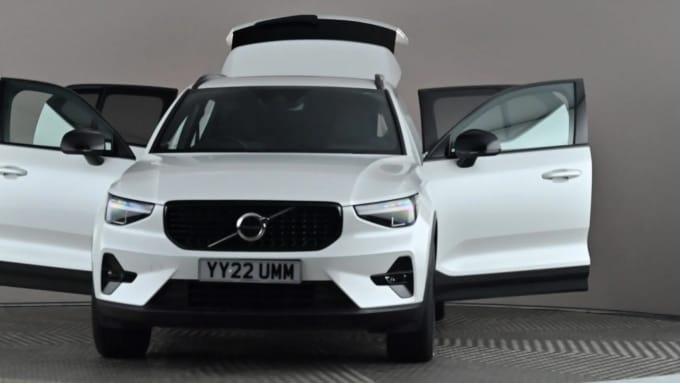 2022 Volvo Xc40