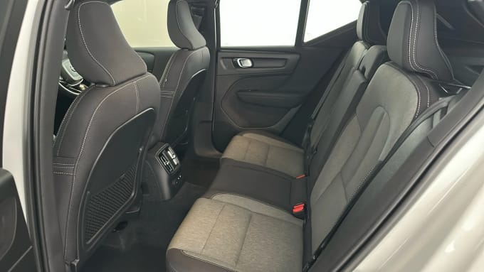 2022 Volvo Xc40
