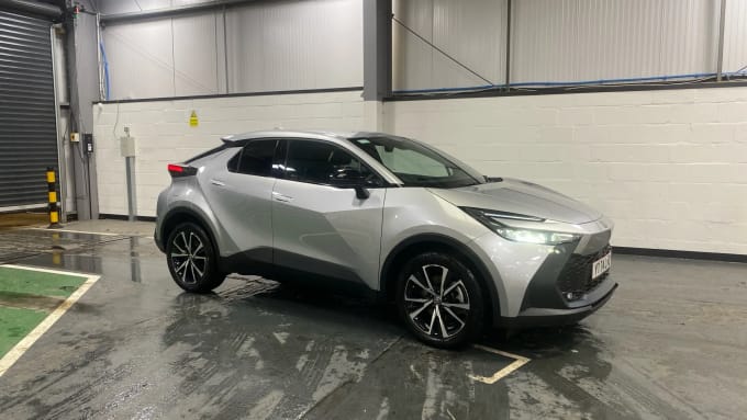 2024 Toyota C-hr