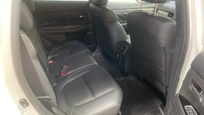 2021 Mitsubishi Outlander