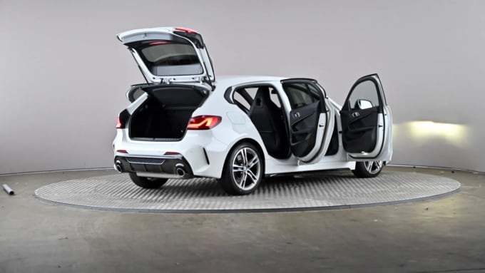 2021 BMW 1 Series