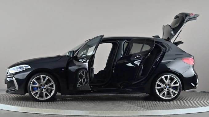 2022 BMW 1 Series