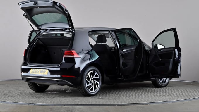 2019 Volkswagen Golf