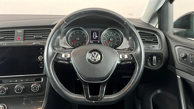 2019 Volkswagen Golf
