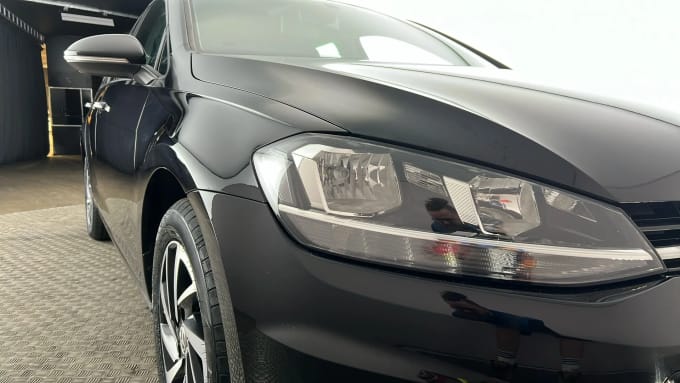 2019 Volkswagen Golf