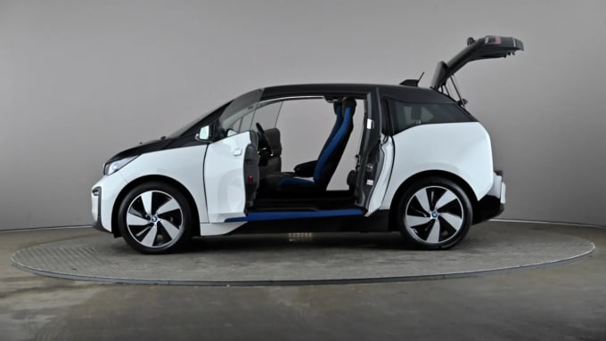 2022 BMW I3
