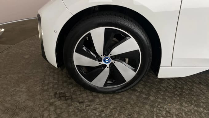 2022 BMW I3