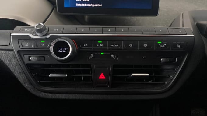 2022 BMW I3