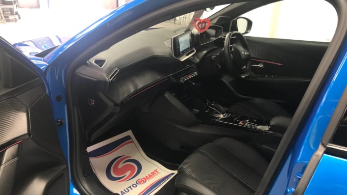 2021 Peugeot 208