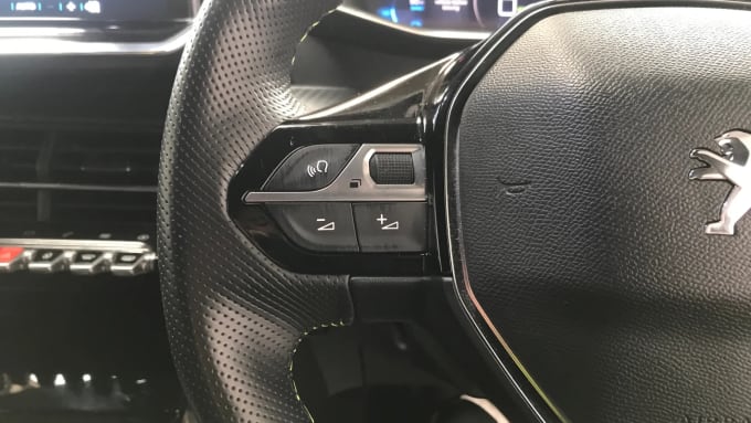 2021 Peugeot 208