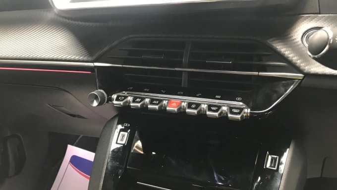 2021 Peugeot 208