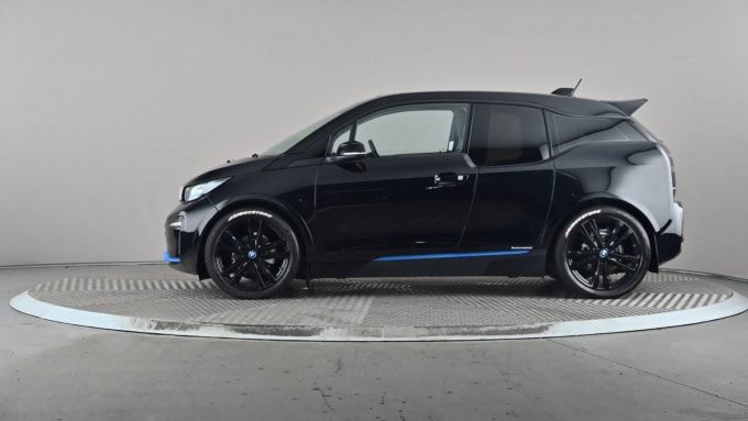 2022 BMW I3