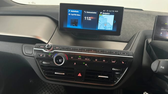 2022 BMW I3
