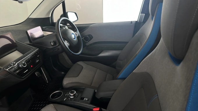 2022 BMW I3