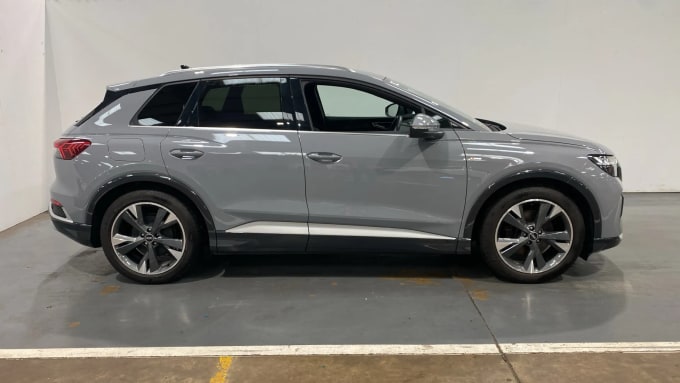2022 Audi Q4