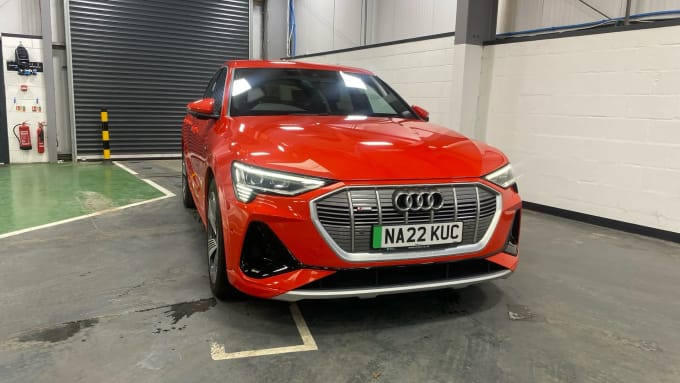2022 Audi E-tron