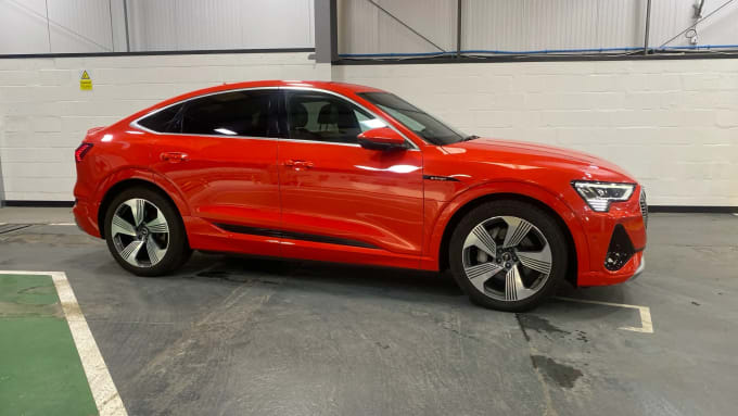 2022 Audi E-tron