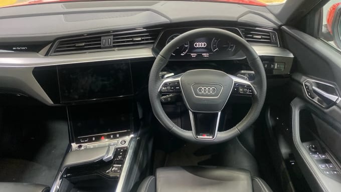 2022 Audi E-tron