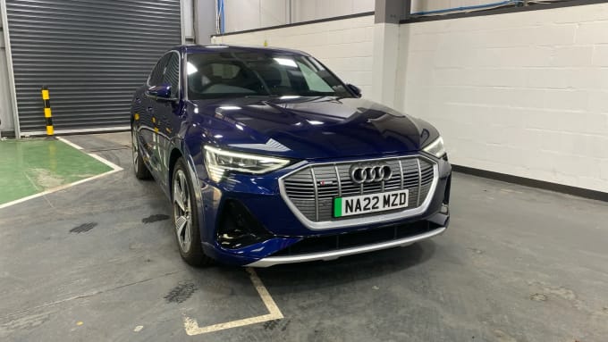 2022 Audi E-tron