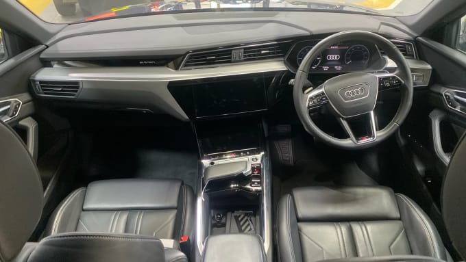 2022 Audi E-tron