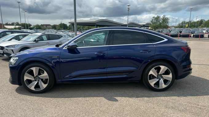2022 Audi E-tron