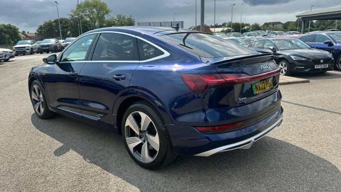 2022 Audi E-tron