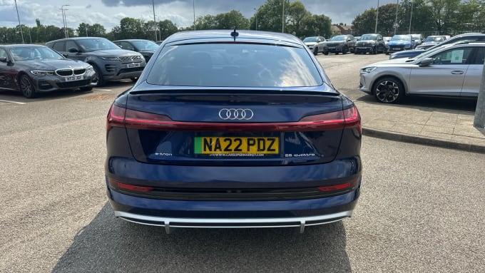 2022 Audi E-tron