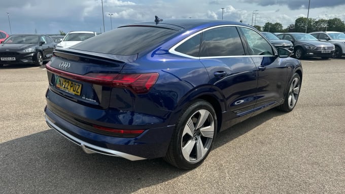 2022 Audi E-tron