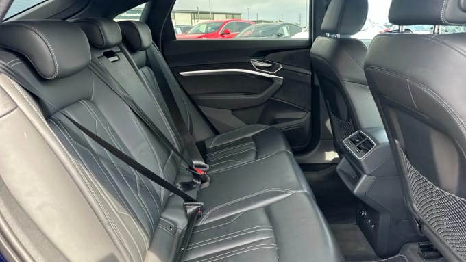 2022 Audi E-tron
