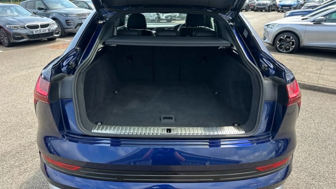 2022 Audi E-tron