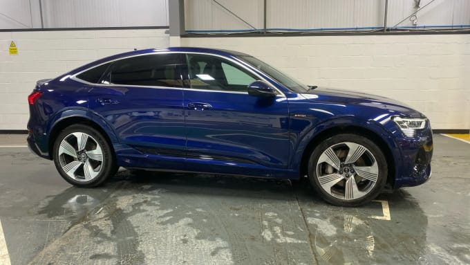 2022 Audi E-tron