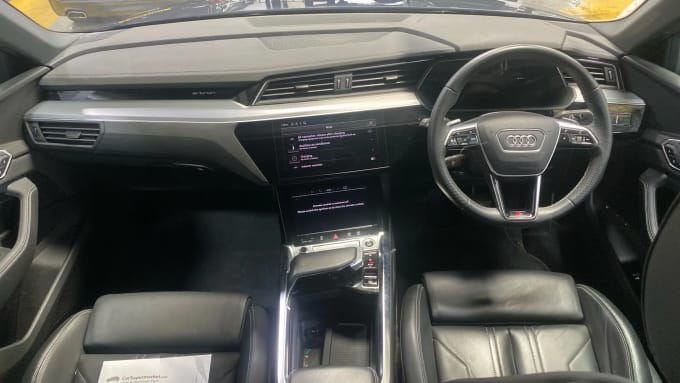 2022 Audi E-tron