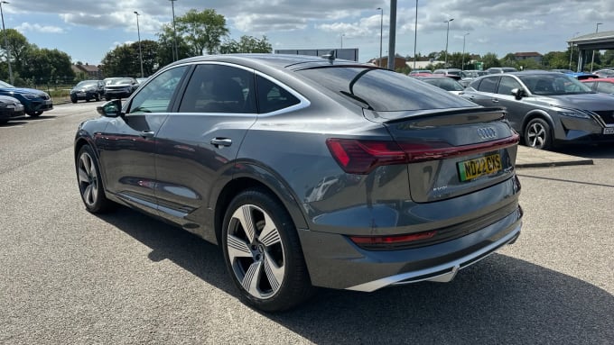 2022 Audi E-tron