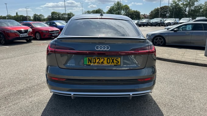 2022 Audi E-tron