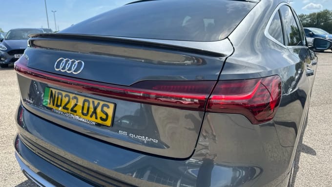 2022 Audi E-tron