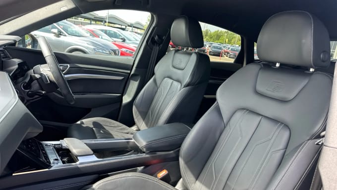 2022 Audi E-tron