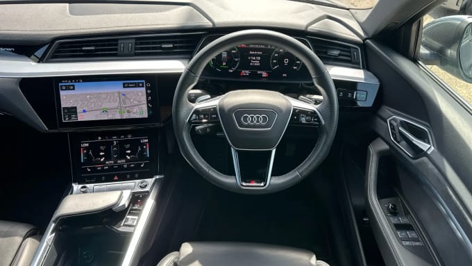 2022 Audi E-tron