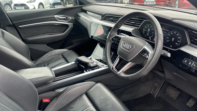 2022 Audi E-tron