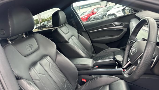 2022 Audi E-tron