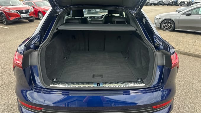 2022 Audi E-tron