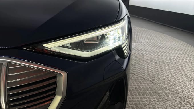 2022 Audi E-tron