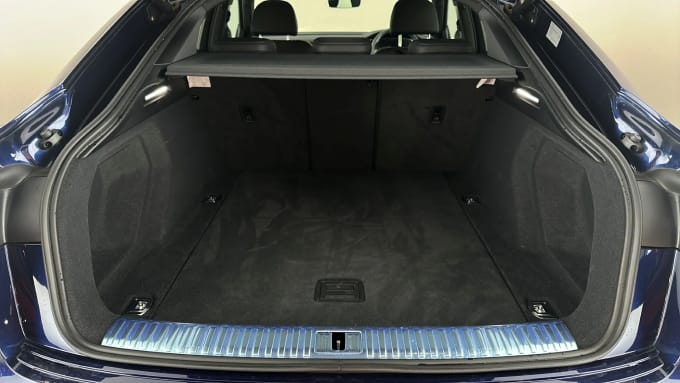 2022 Audi E-tron