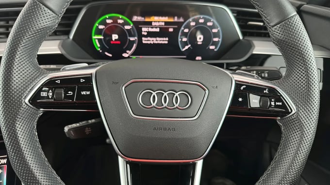 2022 Audi E-tron